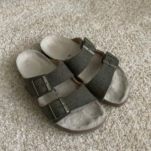 Felt Arizona Birkenstock Sandals Olive 38